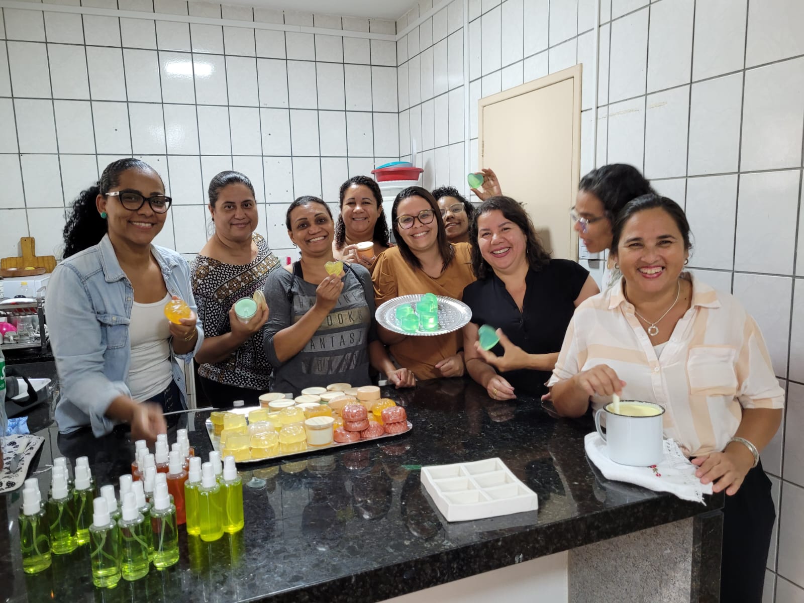 Primeira turma do curso de saboaria é concluída com sucesso